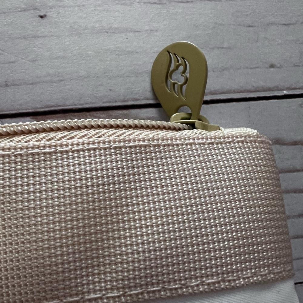 NWT Disney Wish Inaugural Sailings Tote and - Picture 12 of 16